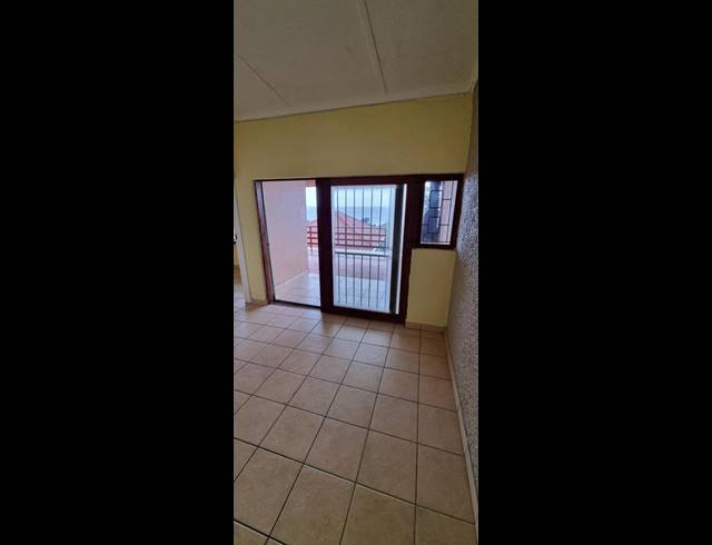 2 BEDROOM APARTMENT FOR SALE IN HIBBERDENE